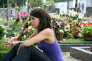 Au cimetière